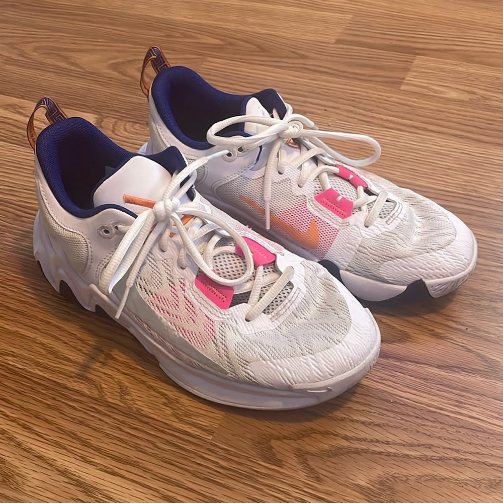 basketball shoes